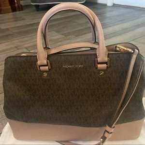 MICHAEL KORS HANDBAG
SAVANNAH
30H6GS7S8B BRN/FAWN
LG SATCHEL
